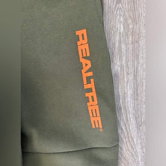 Realtree sweat outfit new without tags - Picture 2 of 6